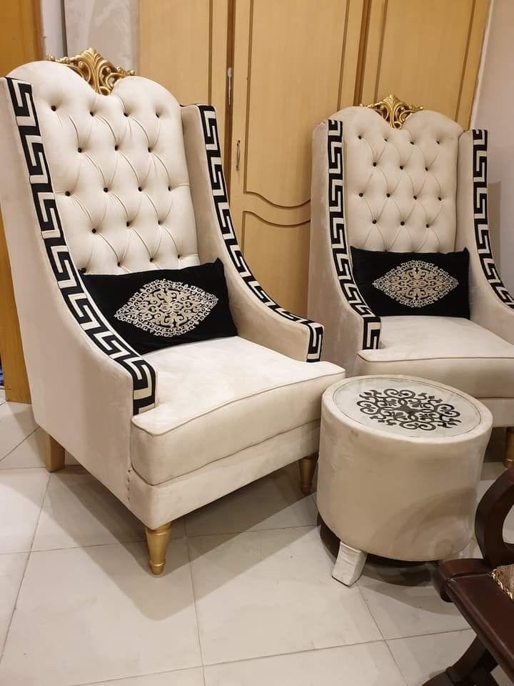 Browse accent chairs