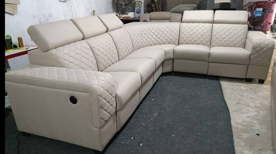 Cream quilted reclining corner sofa set